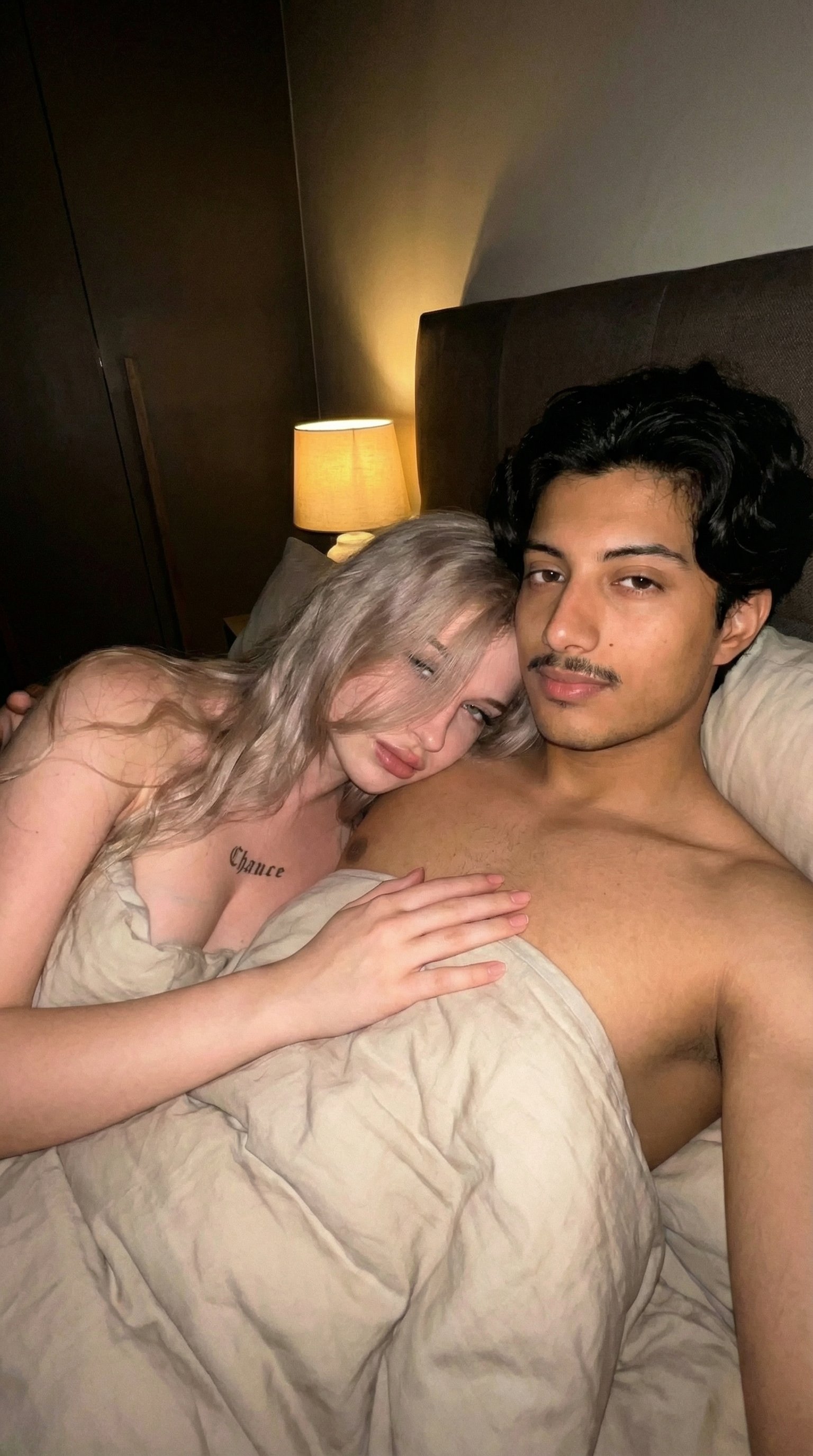 Realistic sexy prompt with girl on bed🌚