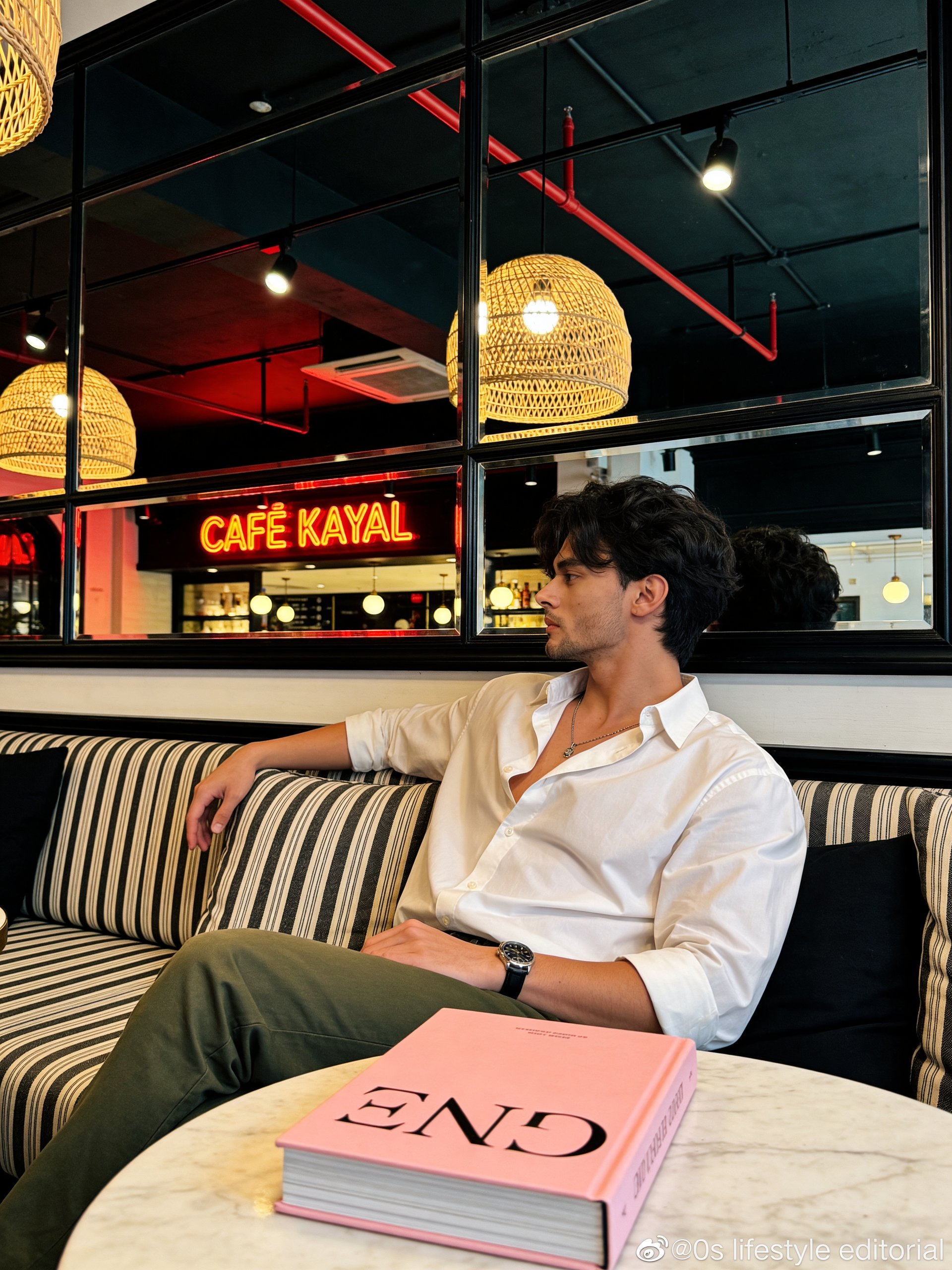 Aesthetic cafe prompt you should try 