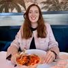 Rebecca Casserly | Travel & Food Content Creator