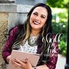 Isabel | Calligrapher