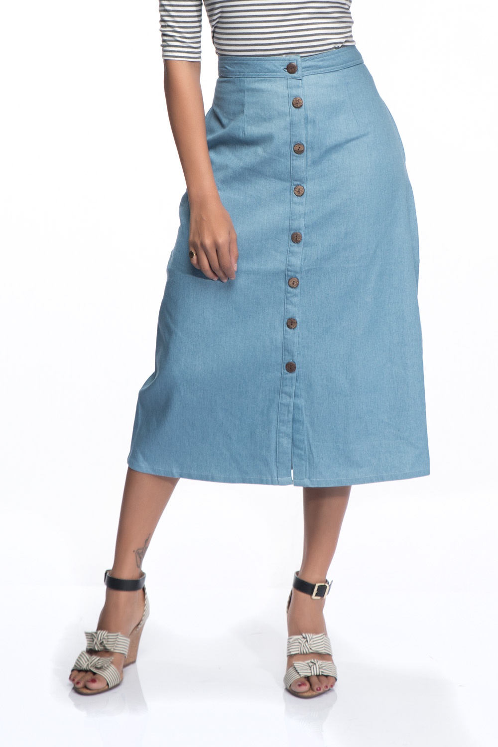 Blue denim skirt top price