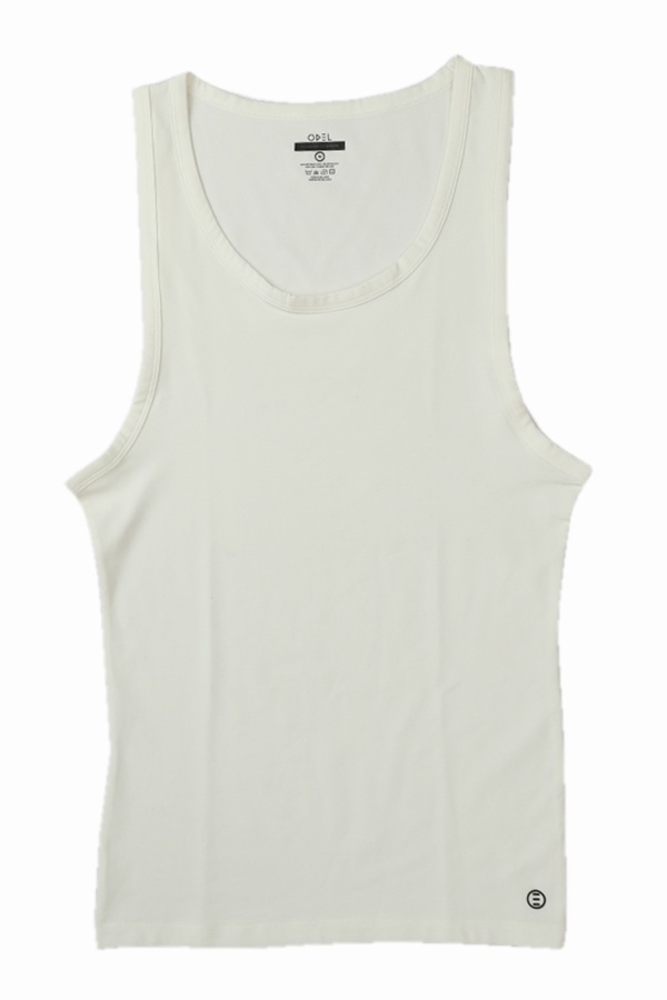 sleeveless undershirt