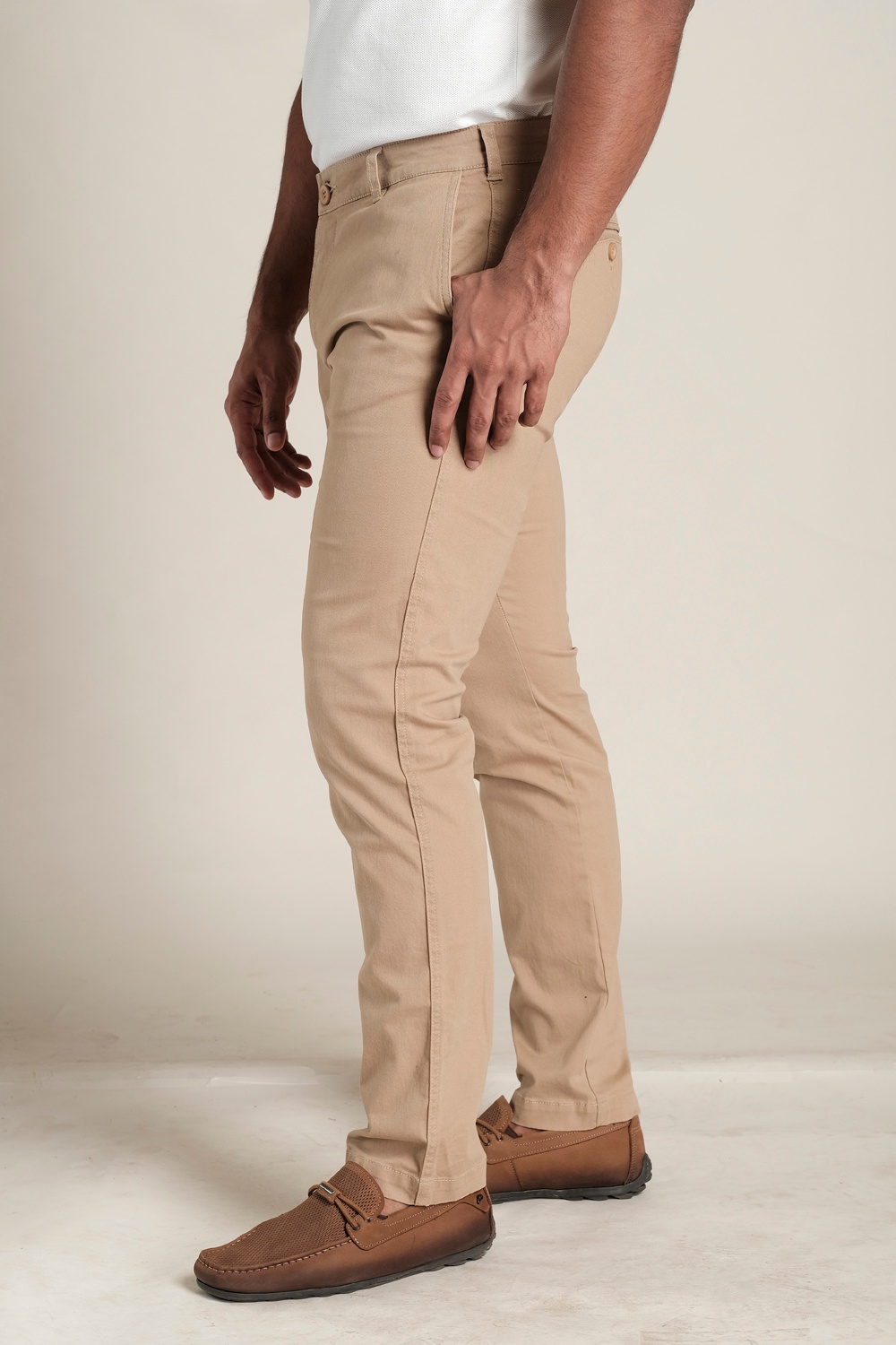 Odel Solid Color Regular Fit Twill Pant