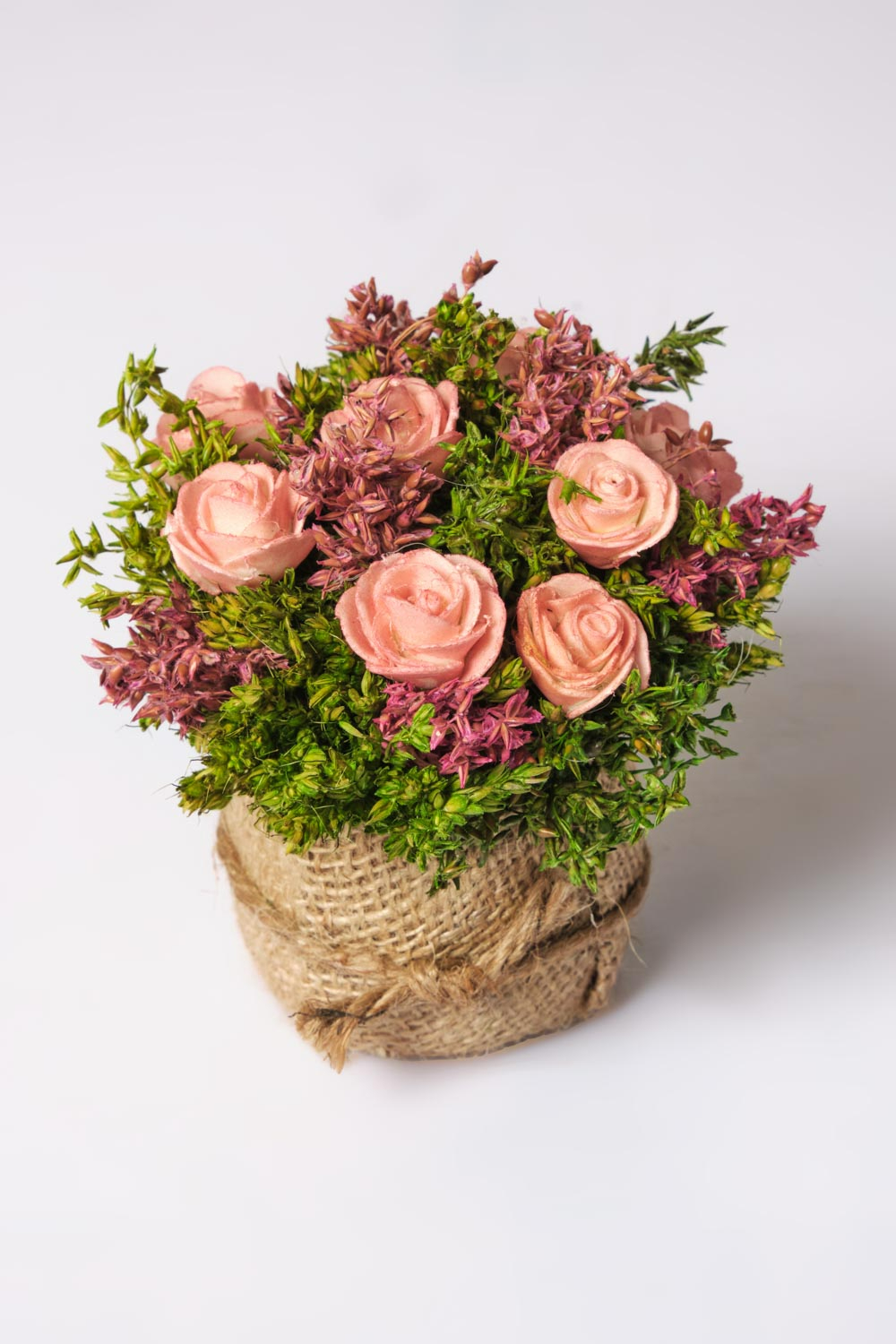 Odel Peach Roses on Jute Base Flower Arrangement 12x10cmD | Odel.lk