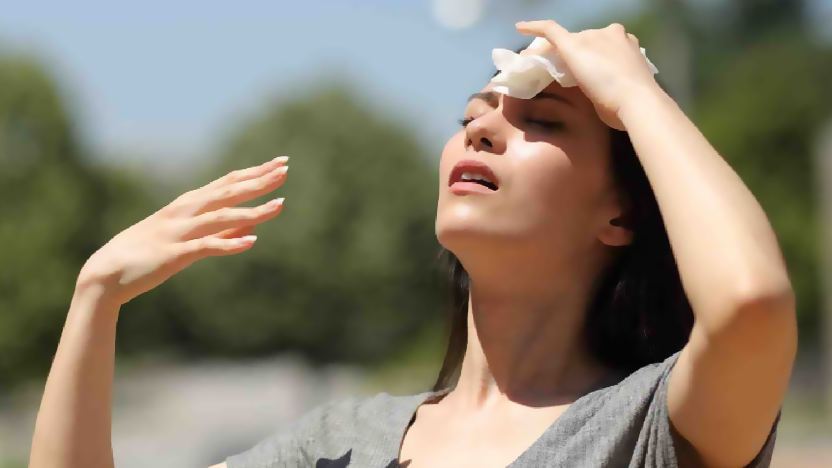 Heatwave Death In TN: கோடை வெயில் தாக்கம்; வாக்களிக்க சென்ற 3 பேர் மயங்கி விழுந்து பலி..!