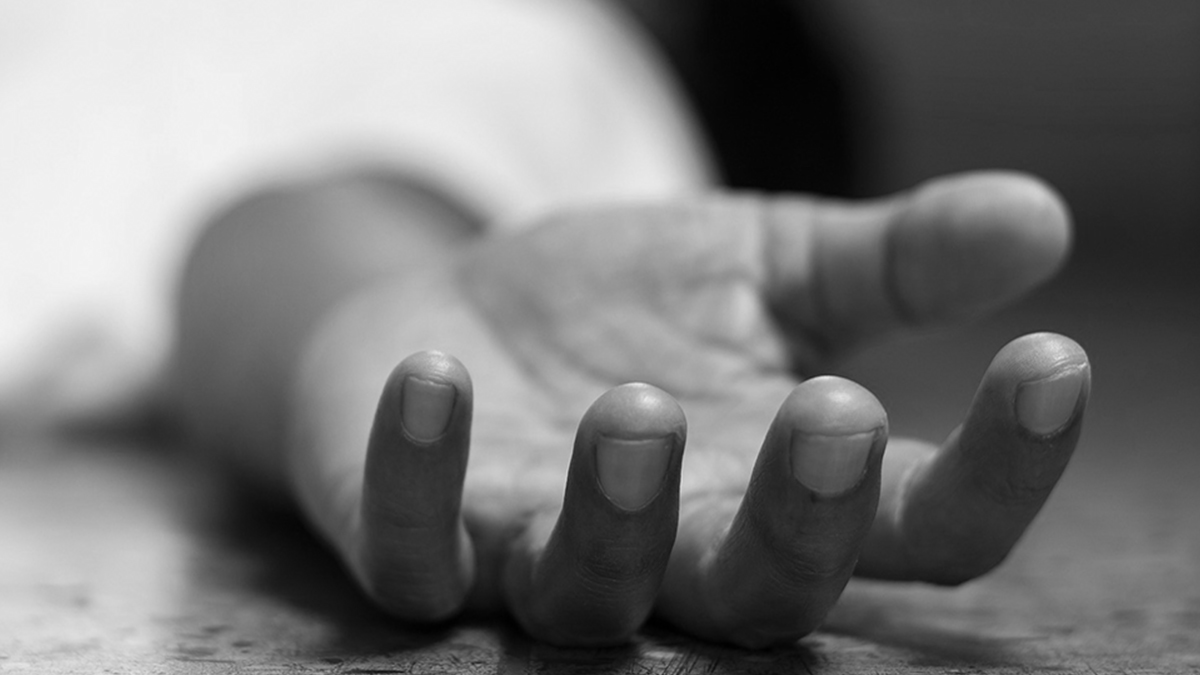 Father Son Suicide: சொத்து பிரச்சனையில் தந்தை-மகன் தூக்கிட்டு தற்கொலை; சந்தேகப்பட்ட அக்கம் பக்கத்தினருக்கு காத்திருந்த அதிர்ச்சி.!