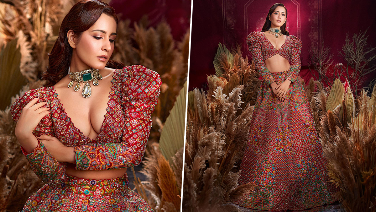 Raashi Khanna: என்ன அழகு சார்.. பார்க்கப்பார்க்க ஜொலிக்கும் நட்சத்திரமாய் மின்னும் ராஷி கன்னா; வைரல் போட்டோ உள்ளே.!