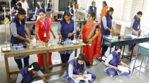 11,12th Practical Exam: 11 மற்றும் 12 ஆம் வகுப்பு மாணவர்களுக்கான அறிவிப்பு... செய்முறை தேர்வு தேதி வெளியீடு..!