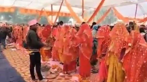 UP Mass Marriage Fraud: கல்யாணம் பண்ணிக்கிட்டா 51,000 ருபாய்.. ஒரே நாளில் 500 திருமணங்கள்.. காசுக்காக மாப்பிளை இல்லாமல் தாலி கட்டிக்கொண்ட பெண்கள்..!