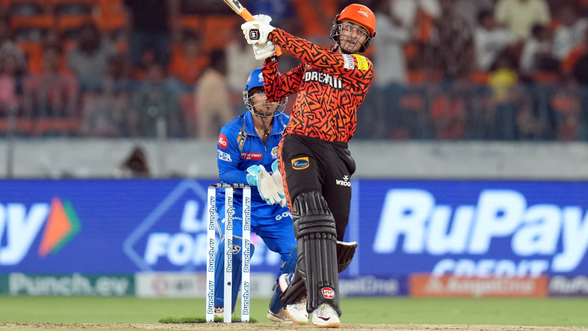SRH Vs MI Highlights: மரண மாஸாக அடித்து நொறுக்கிய அபிஷேக் ஷர்மா.. இமாலய இலக்கு சேர்த்து, புதிய சரித்திர சாதனையுடன் வெற்றிகண்ட ஹைதராபாத் அணி.!