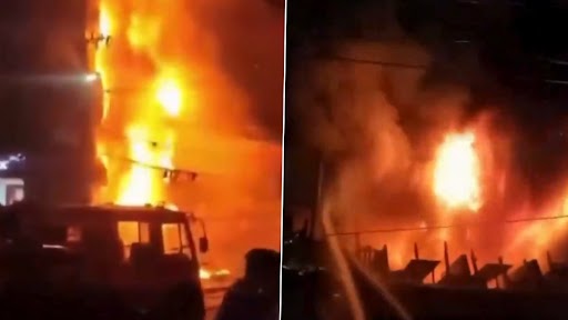 Bangladesh Fire: வங்கதேசத்தில் வணிக வளாகத்தில் பயங்கர தீ விபத்து.. 45 பேர் பலி..!