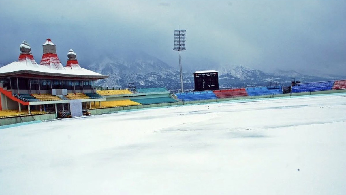 Dharamshala Snow Fall: இந்தியா - இங்கிலாந்து 5வது டெஸ்ட் போட்டி நடக்குமா?.. பனிப்பொழிவால் பரிதவிப்பு, ஏக்கத்தில் ரசிகர்கள்.!