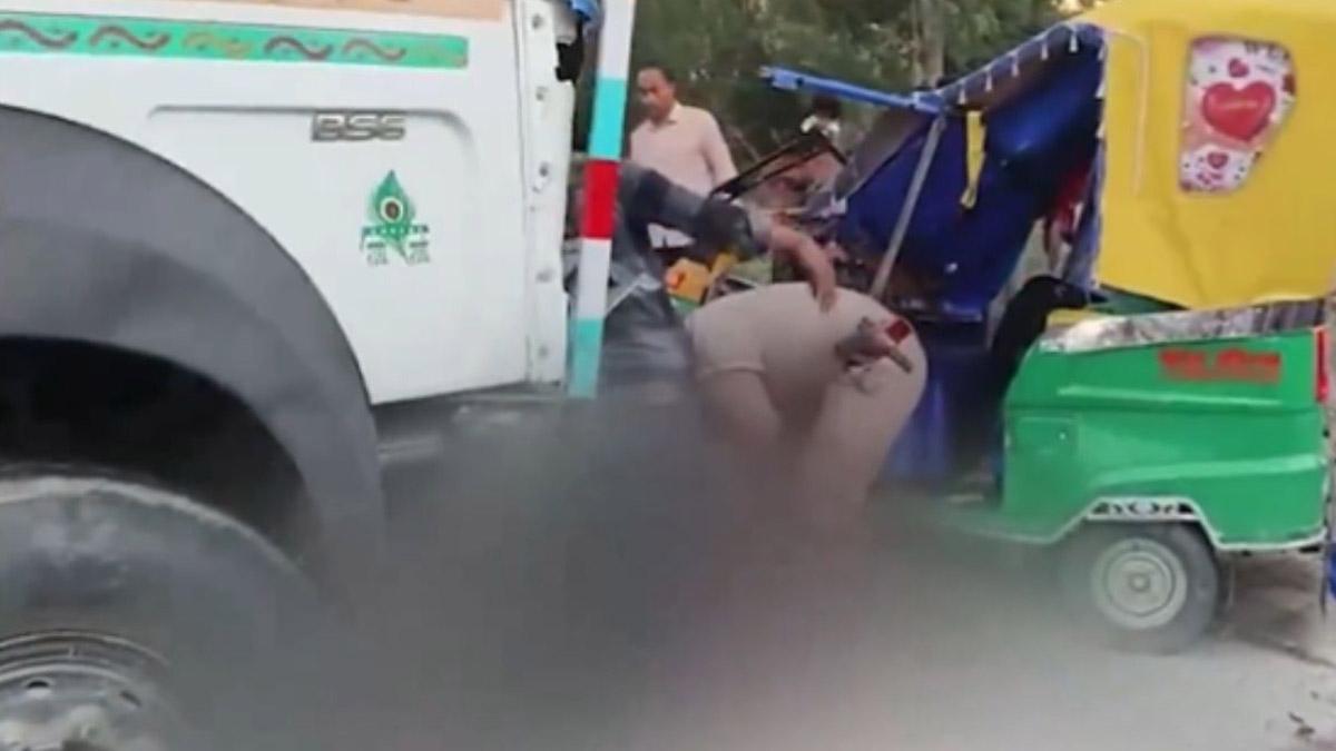 Auto-Lorry Accident: ஆட்டோ - லாரி கோர விபத்து; பலி எண்ணிக்கை 6 ஆக உயர்வு..!